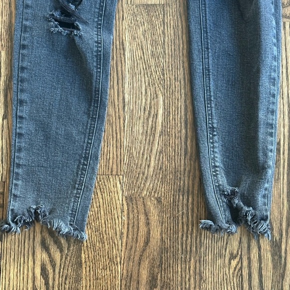 Wild Fable Black Distressed Skinny Jeans Women’s Size 6 - Picture 4 of 6